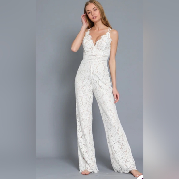 Aakaa White Lace Jumpsuit Sz XS NWT - Picture 2 of 10